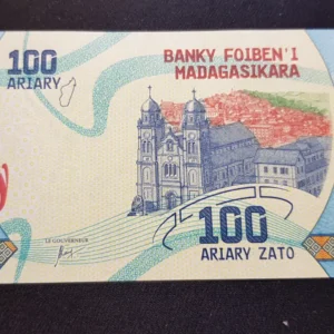 Bancnotă 100 Ariary 2017, MADAGASCAR, UNC