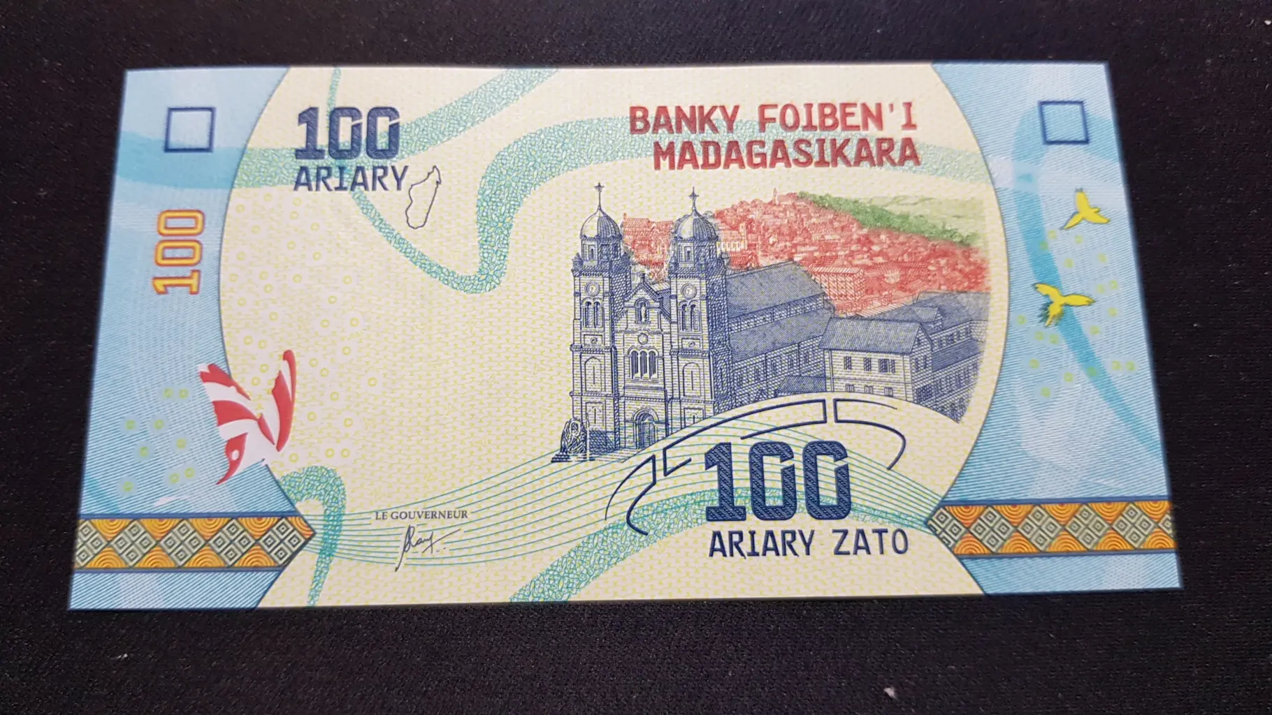 Bancnotă 100 Ariary 2017, MADAGASCAR, UNC